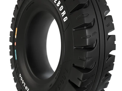 XP1000 black SE plnopryžové pneu na VZV